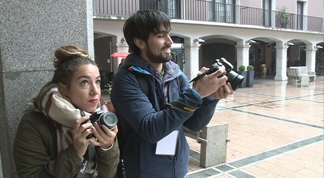 La pluja no desenfoca la marató fotogràfica