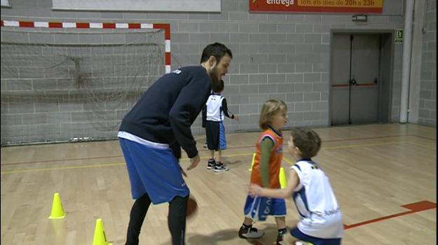 Trobada amb els joves de l'escola de bàsquet