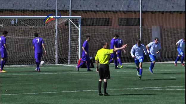 Sopresa en majúscules a la penúltima jornada de la lliga de futbo