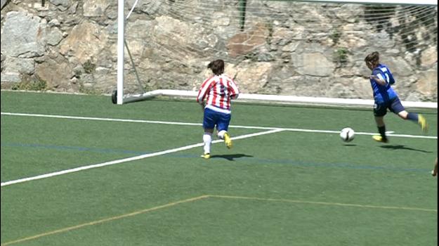 L'equip de futbol femení, a un pas de l'ascens a primera catalana