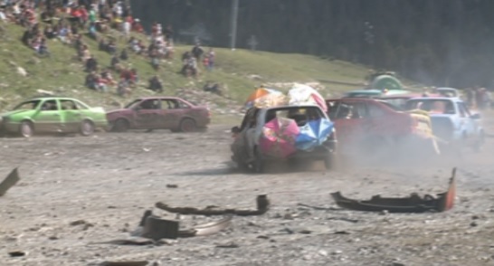 Divendres de Crash Car a la festa major d'Encamp i d'hamburguesada a la de la Massana