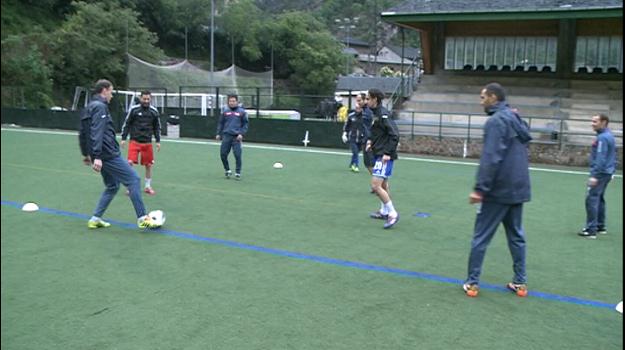 El Futbol Club Andorra s'emporta el triangular de Torrefarrera