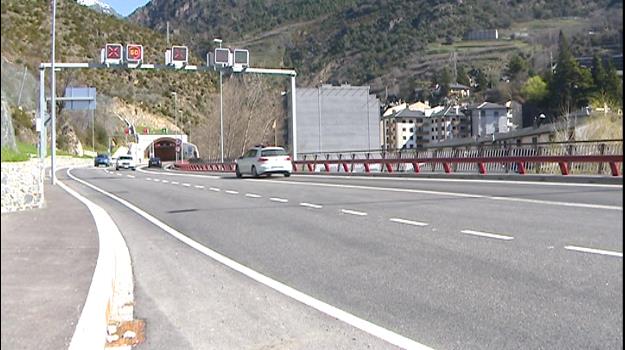 Un radar controlarà la velocitat al túnel de la Tàpia a partir de divendres