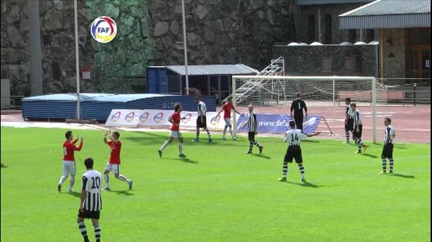 La UE Santa Coloma s'endú el derbi (1-0) i manté el liderat de la Lliga Nacional