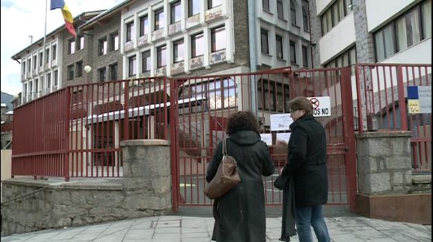 La llista Liberal de la Massana proposa resoldre els problemes d'olors i humitats de l'escola francesa