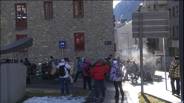 Els contrabandistes han estat els protagonistes al Carnestoltes d´Encamp