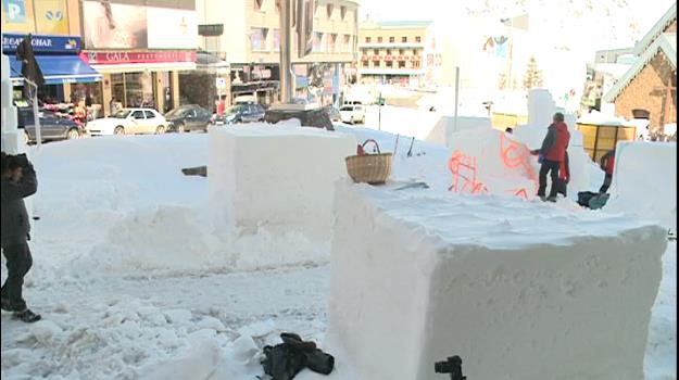 Les escultures de gel tornen al Pas de la Casa