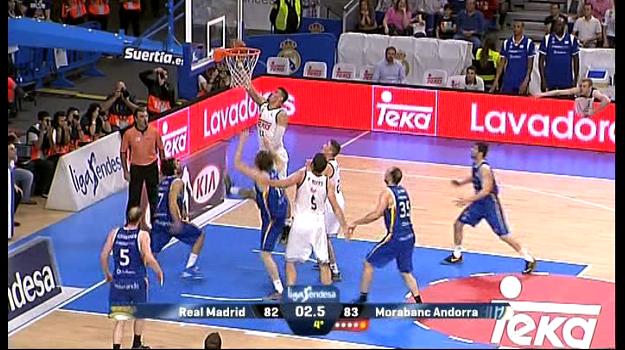 Continua la lluita aferrissada per entrar al play-off de la lliga Endesa