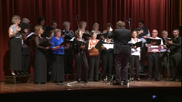 L'aigua dels rius i del mar inspira els International Singers