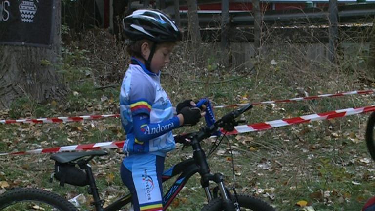 Una quarantena d'infants, a la final del Campionat de Ciclisme