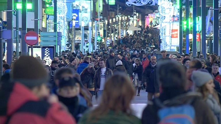 Amb motiu de les festes de Nadal, l'avinguda Meritxell tancar