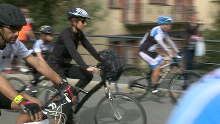 El nou codi de circulació ampliarà la seguretat dels ciclistes a la carretera