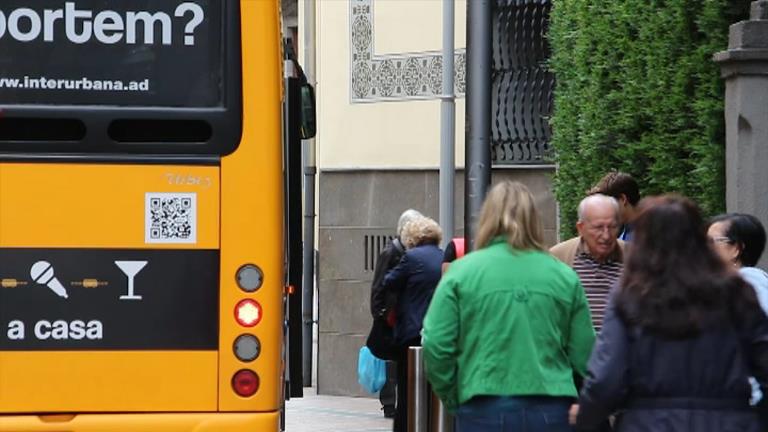 El nou sistema de renovació dels carnets de transport escolar evitarà uns 5.000 tràmits presencials