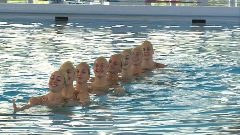 L'equip ucraïnès de natació sincronitzada ofereix una exhibició als Serradells