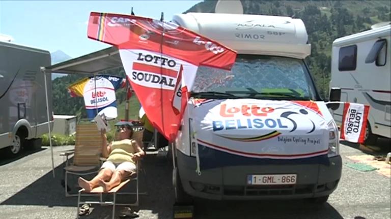 Gran ambient a Arcalís, la zona d'arribada de la novena etapa del Tour de França