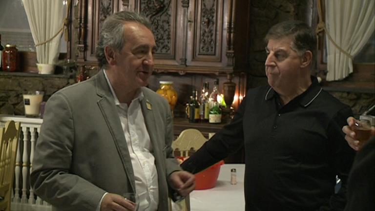 Els membres de la comissió del procés constituent celebren el tradicional sopar d'aniversari