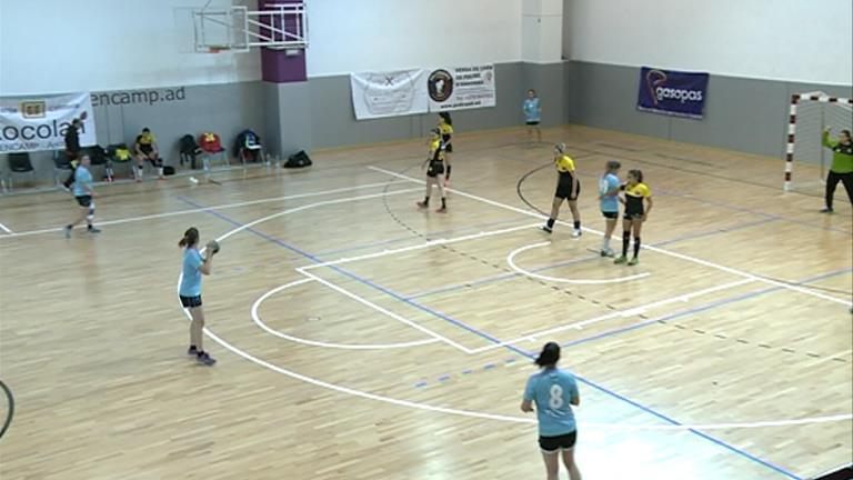 En handbol, doble victòria del Concòrdia al Complex Esportiu d´En