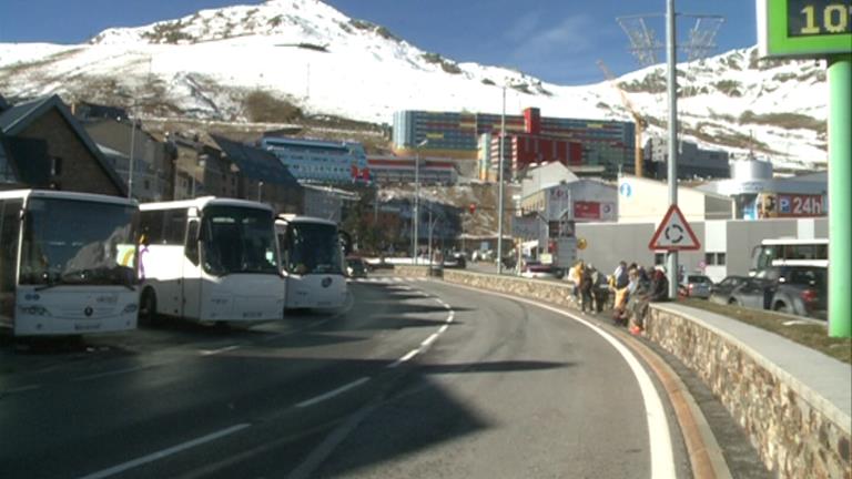 Un bus amb 4 viatges diaris per als escolars del Pas de la Casa