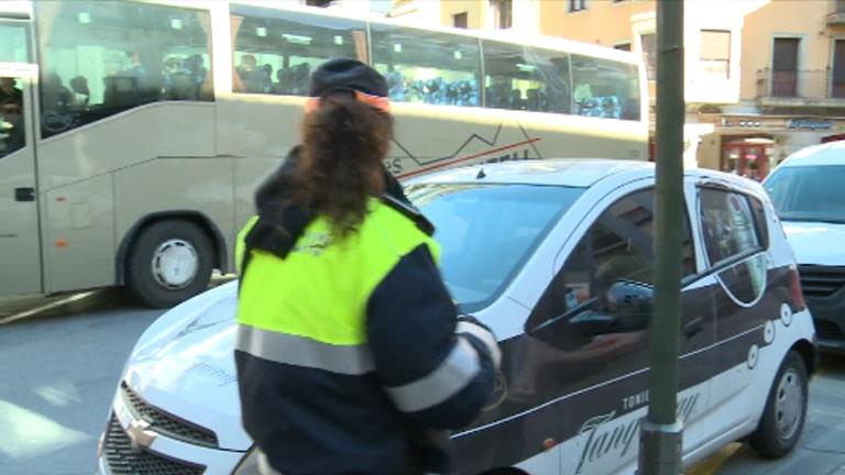 Satisfacció dels transportistes per la campanya contra l'abús de la zona de càrrega