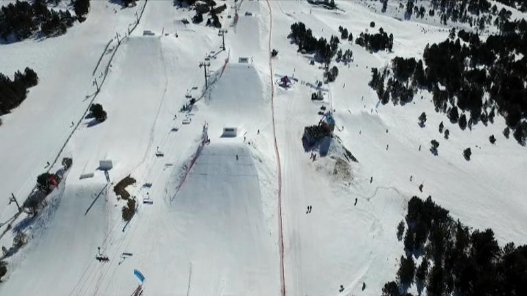 El Grandvalira Total Fight incorpora la competició femenina de surf de neu