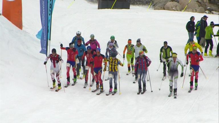 Marc Casal i Sophie Dusautoir vencen la Vertical Race de Grandvalira