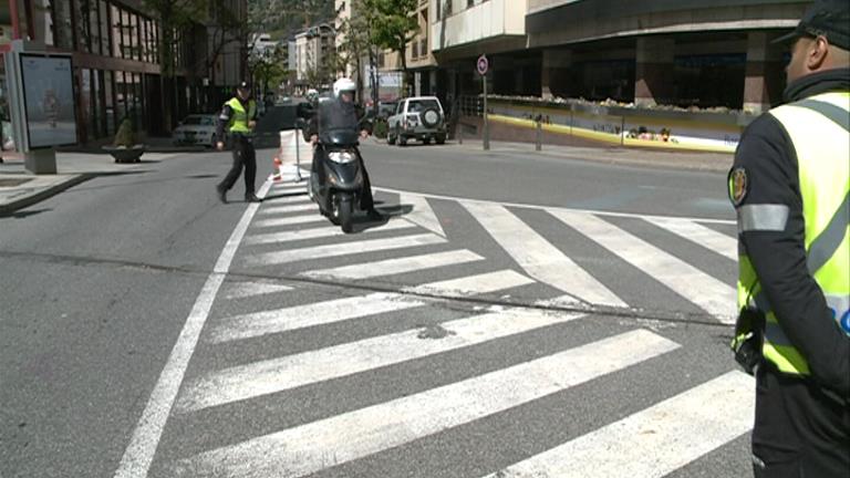 La policia comença la campanya de control a les motos