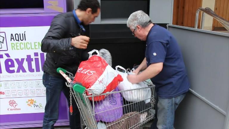 Càritas recull un 25% més de roba que l'any passat