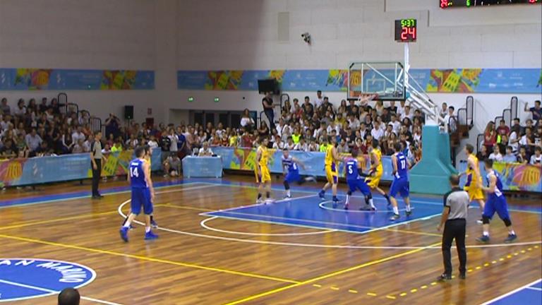 La selecció de bàsquet obre els Jocs amb victòria contra l'amfitrió (84-69)