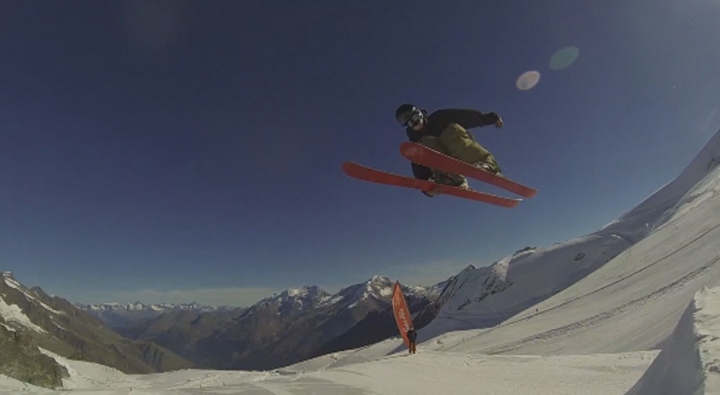 Aguareles aconsegueix planxar un doble 1.080 a Suïssa, on entrena l'equip de freestyle