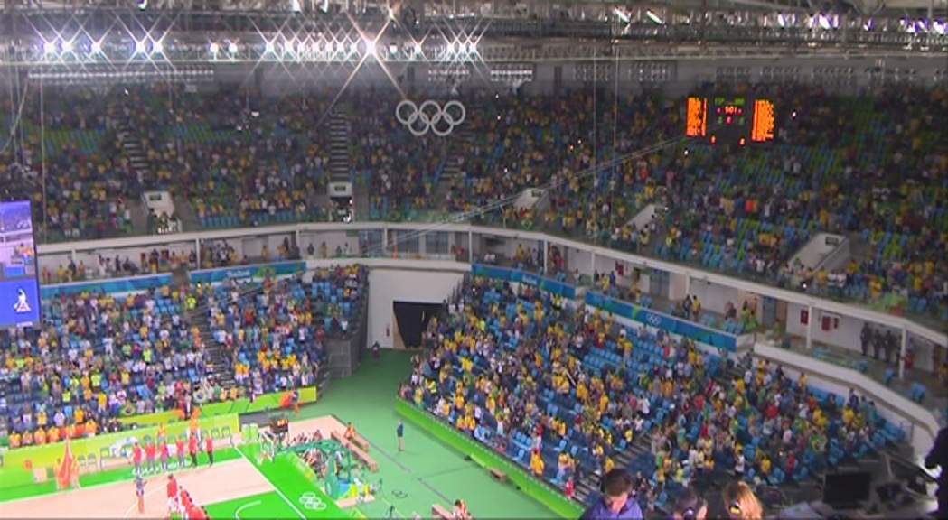 Passió pel bàsquet al Carioca Arena de Rio