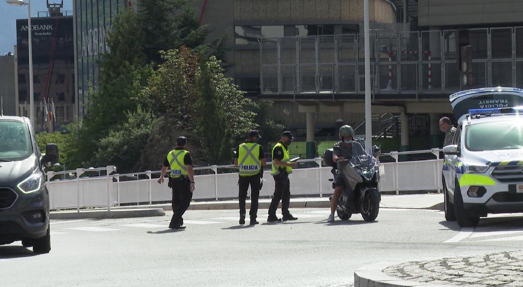 126 motoristes sancionats la darrera campanya de trànsit a l'agost