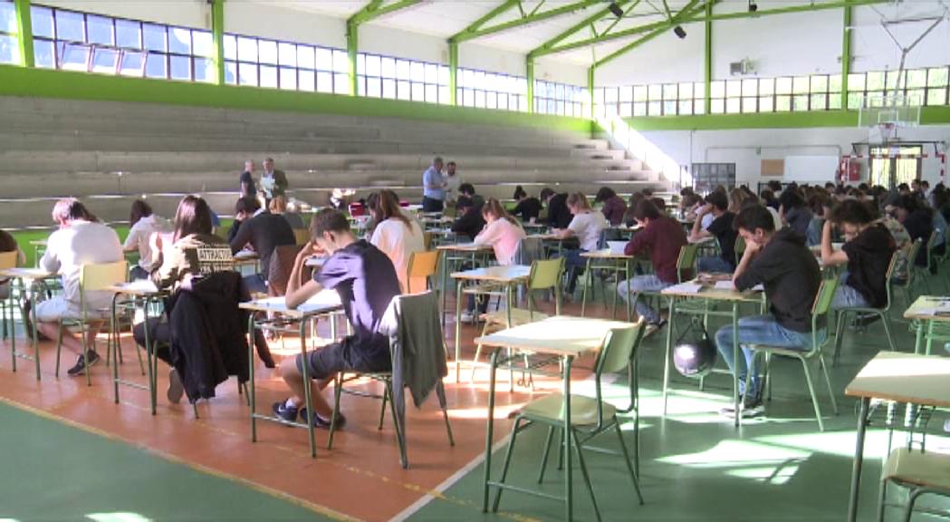 144 alumnes s'examinen de les PAU