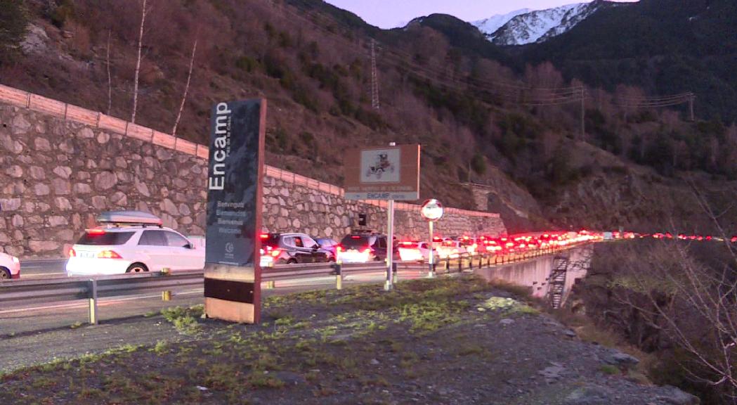 Des del 23 de desembre han entrat al país prop de 100.000 vehicles