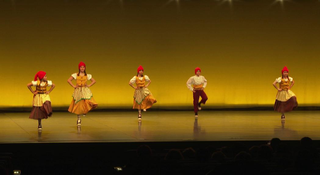 30 anys de tradició al festival de l'Esbart Dansaire