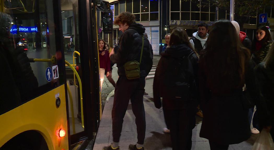 Un  40% dels autobusos han anat amb retard entre el gener i l'agost