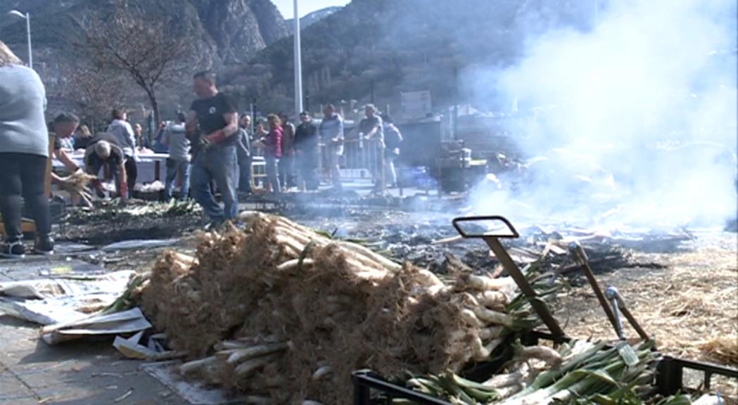 8.000 calçots al dinar popular de Carnestoltes de la Unió Proturisme 