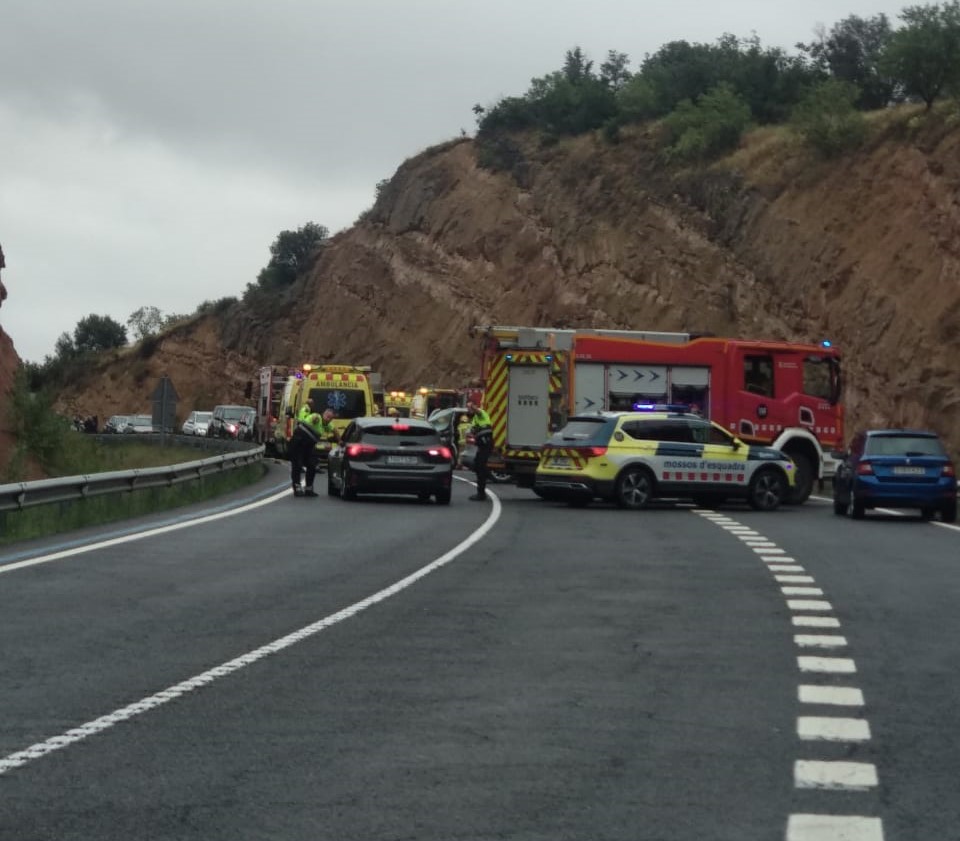 Un accident obliga a tallar la C-14 