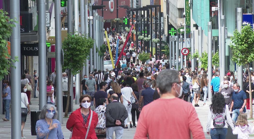 Actua obre un concurs d'idees per reduir les cues d'espera als comerços