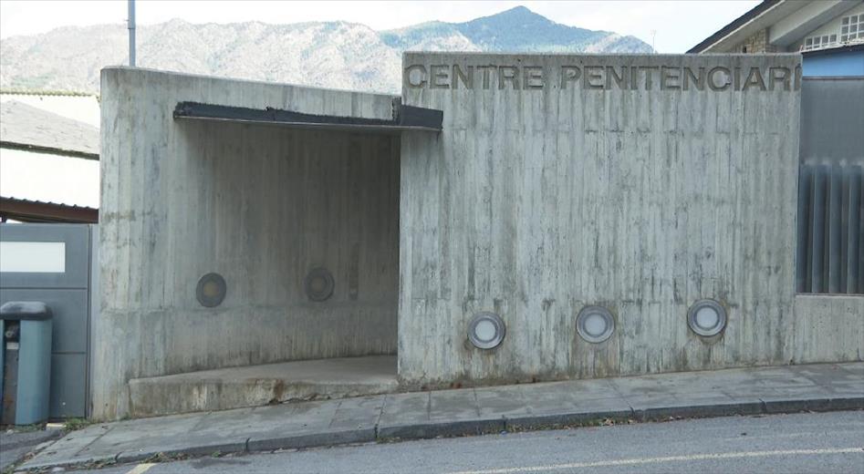 L'agent penitenciari expedientat per la fugida d'un pres 