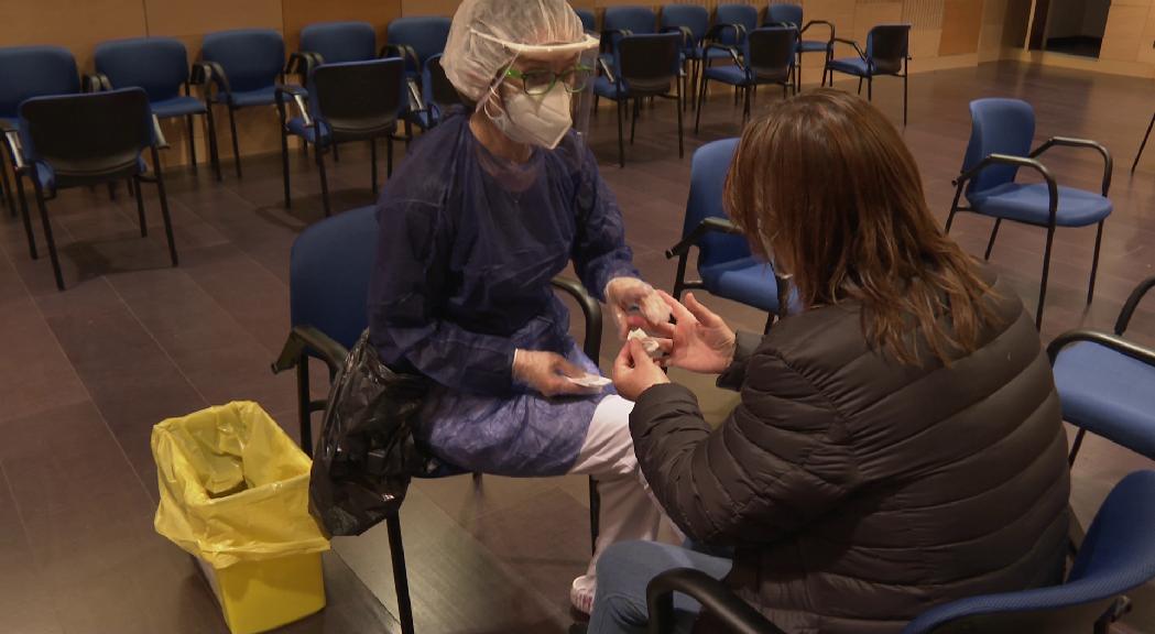 Així és el dia a dia dels voluntaris als stop labs