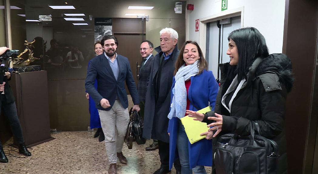 Andorra Endavant denuncia que a dos candidats se'ls ha obligat a agafar una excedència