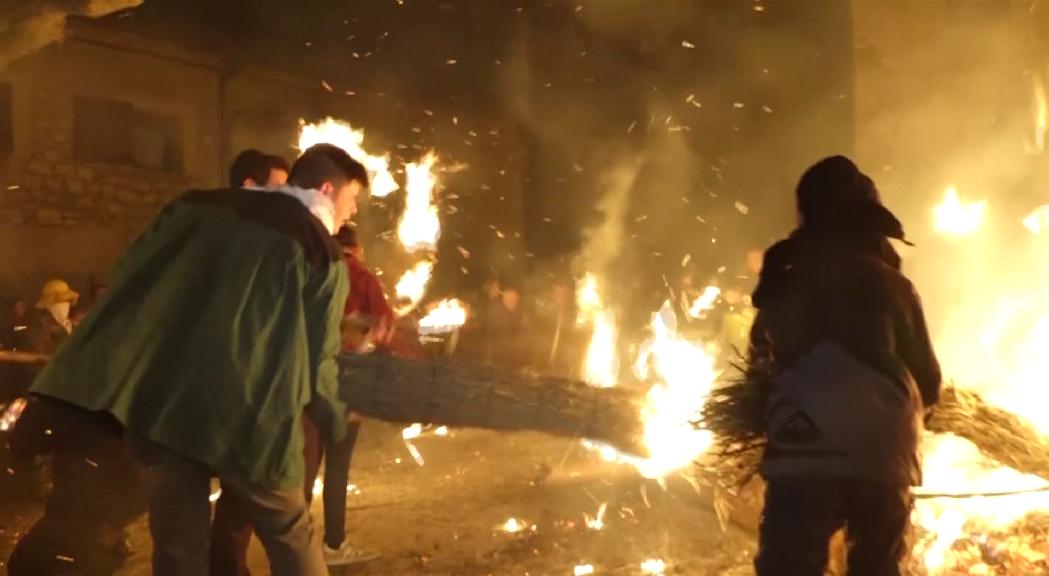 Andorra participa  en una trobada fallaire per reivindicar la tradició 