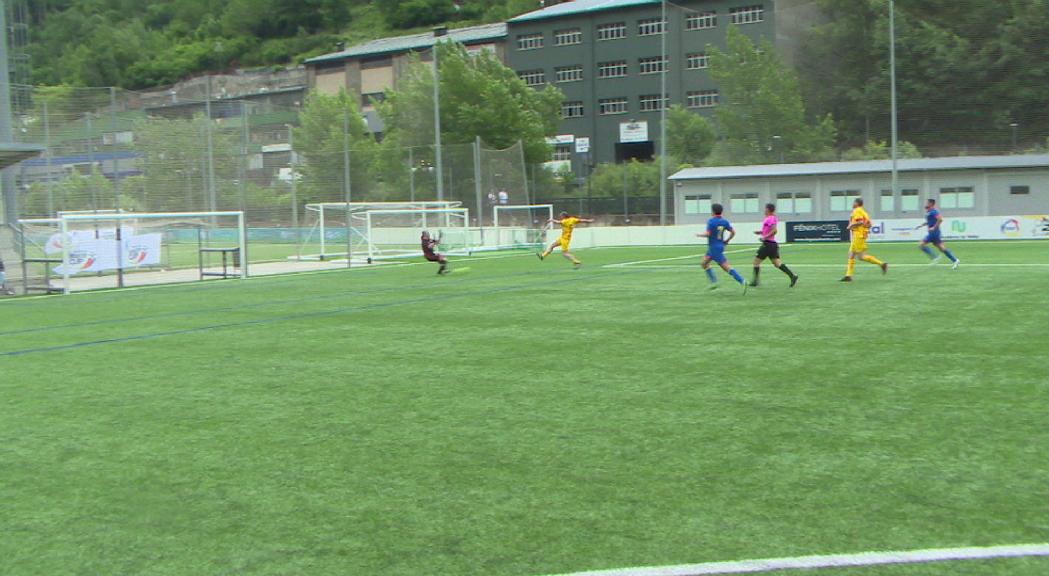 L'Andorra Sènior Cup, garantia de gols i bon ambient