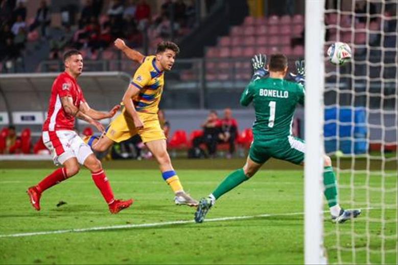 La selecció ha sumat el primer punt en el darrer partit de