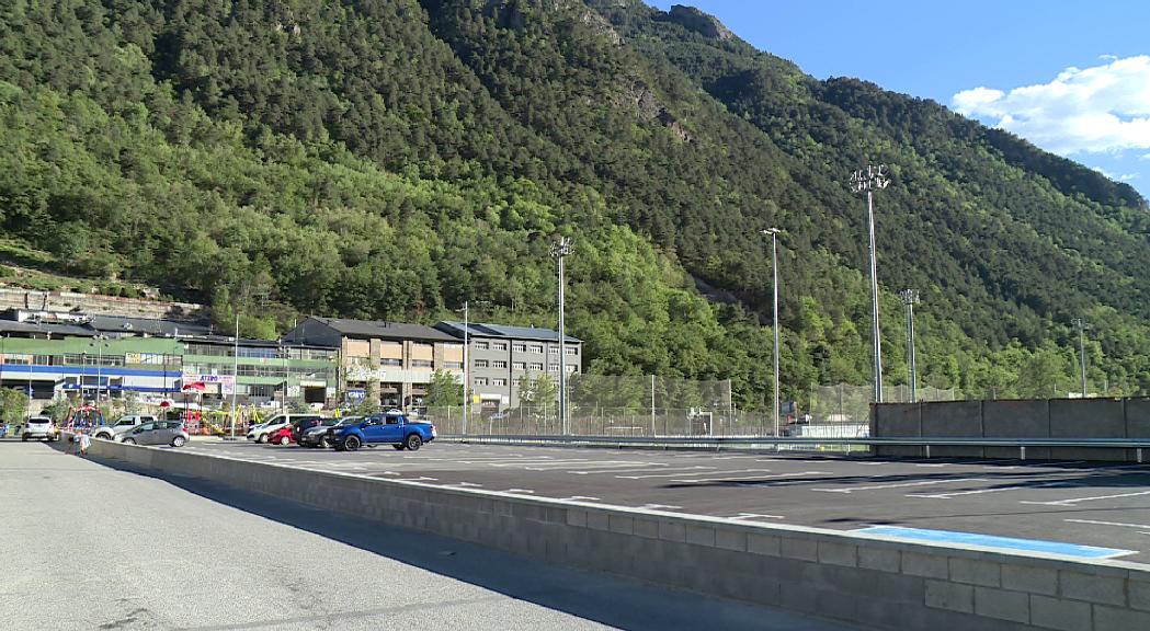 Andorra la Vella fa marxa enrere en l'aparcament dissuasiu de Santa Coloma