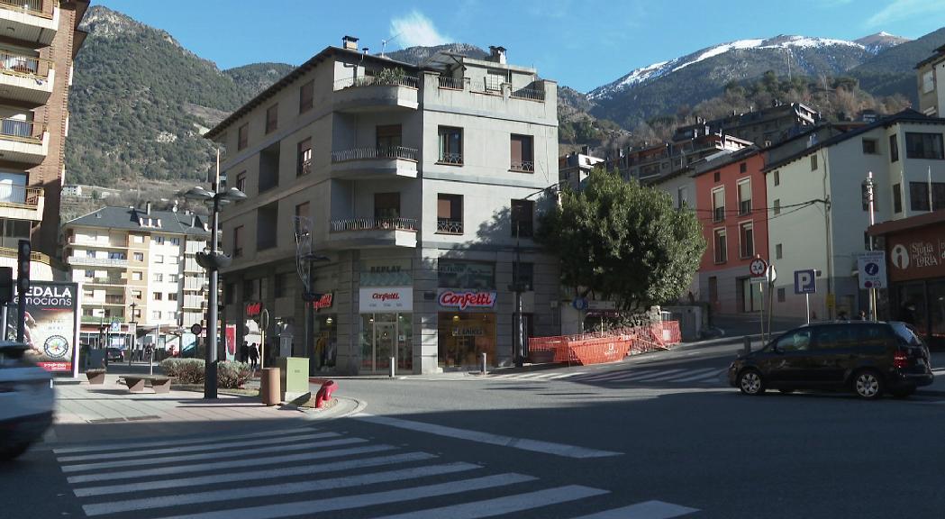 L'aposta universitària a Sant Julià no acaba de seduir una part del sector comercial