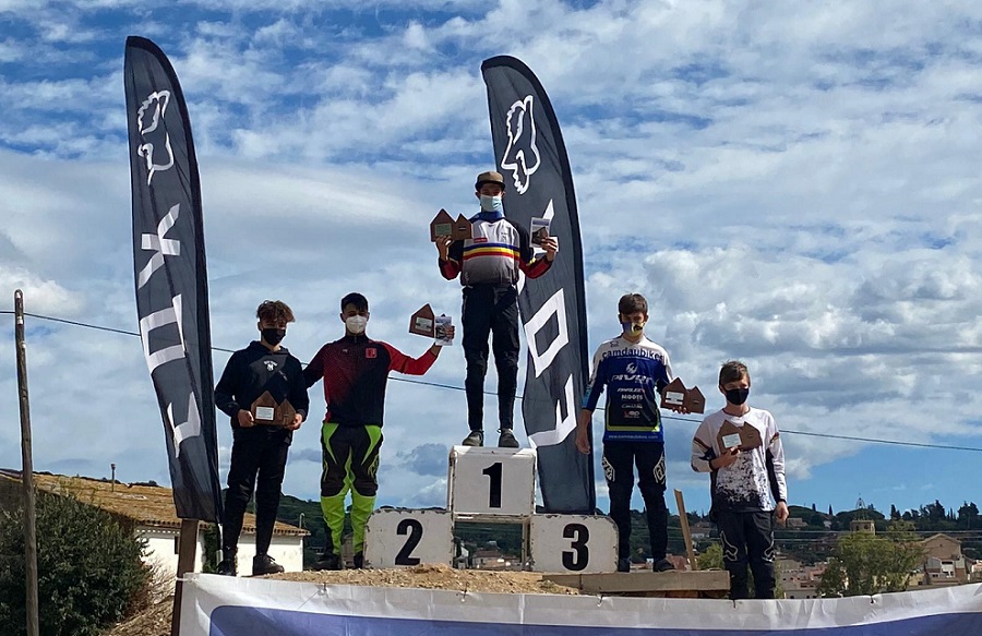 Arnau Graslaub es proclama campió de Catalunya de descens en BTT