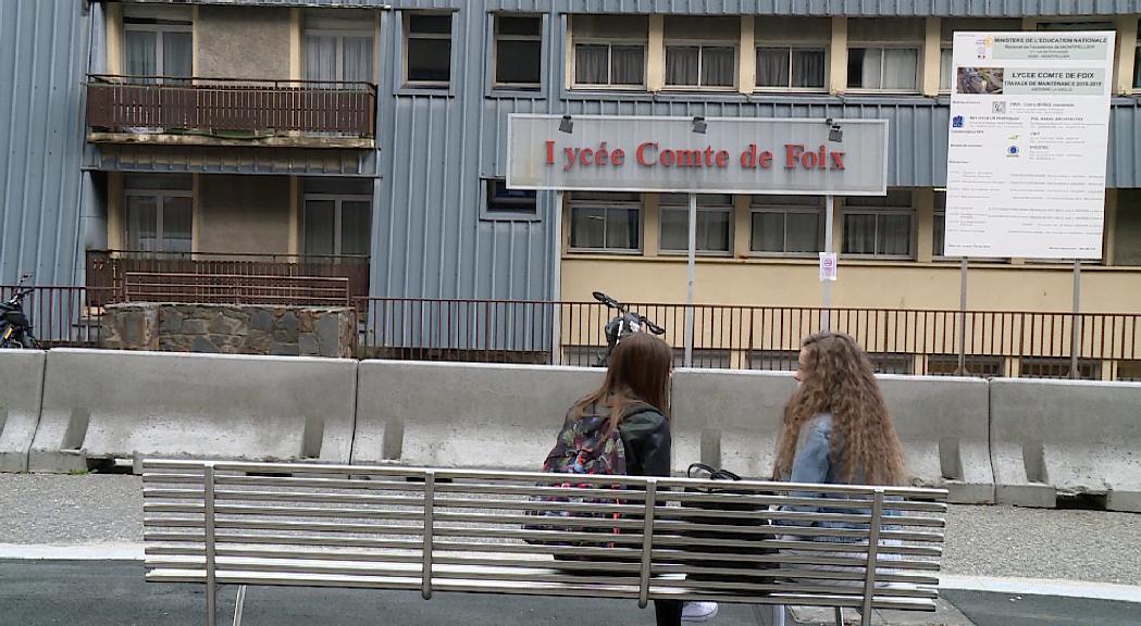 Una aula més aïllada al Lycée Comte de Foix eleva a 12 les classes del centre amb alumnes a casa