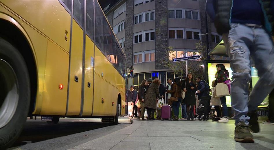 La situació dels xofers d'autobús de transport 