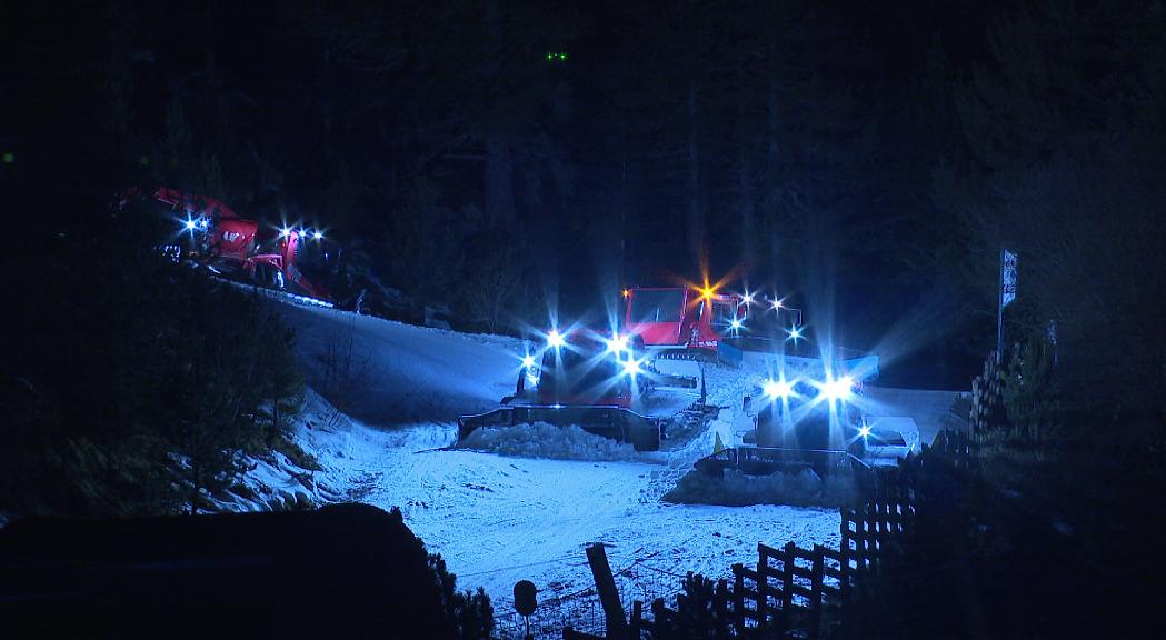 Una baixada de llumetes promociona la candidatura Andorra 2029 per acollir el Mundial d'esquí alpí